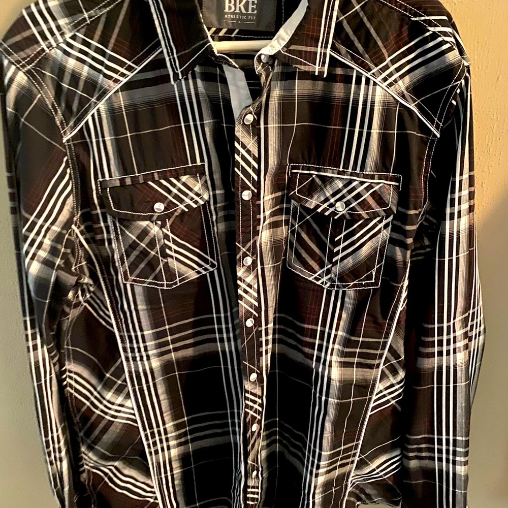 BKE men’s large button long sleeve.